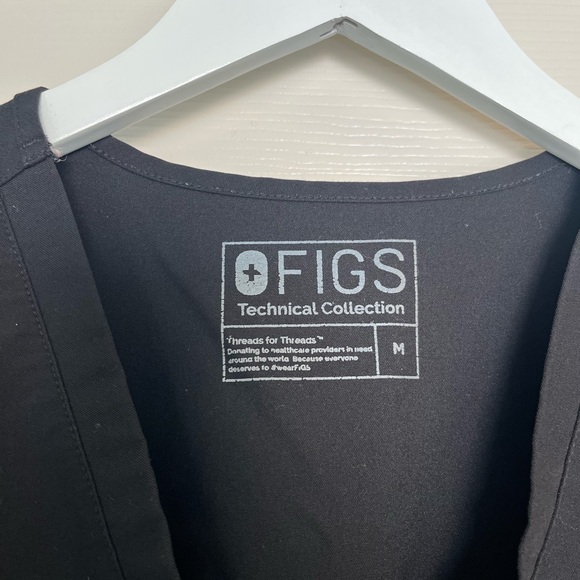 FIGS Women’s Scrub Set Black Size Medium Top Straight Leg Pant Nurse Scrubs - Picture 3 of 8